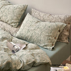 Mother Earth Floral Bedding Set / Pink Buttoned Ever Lasting