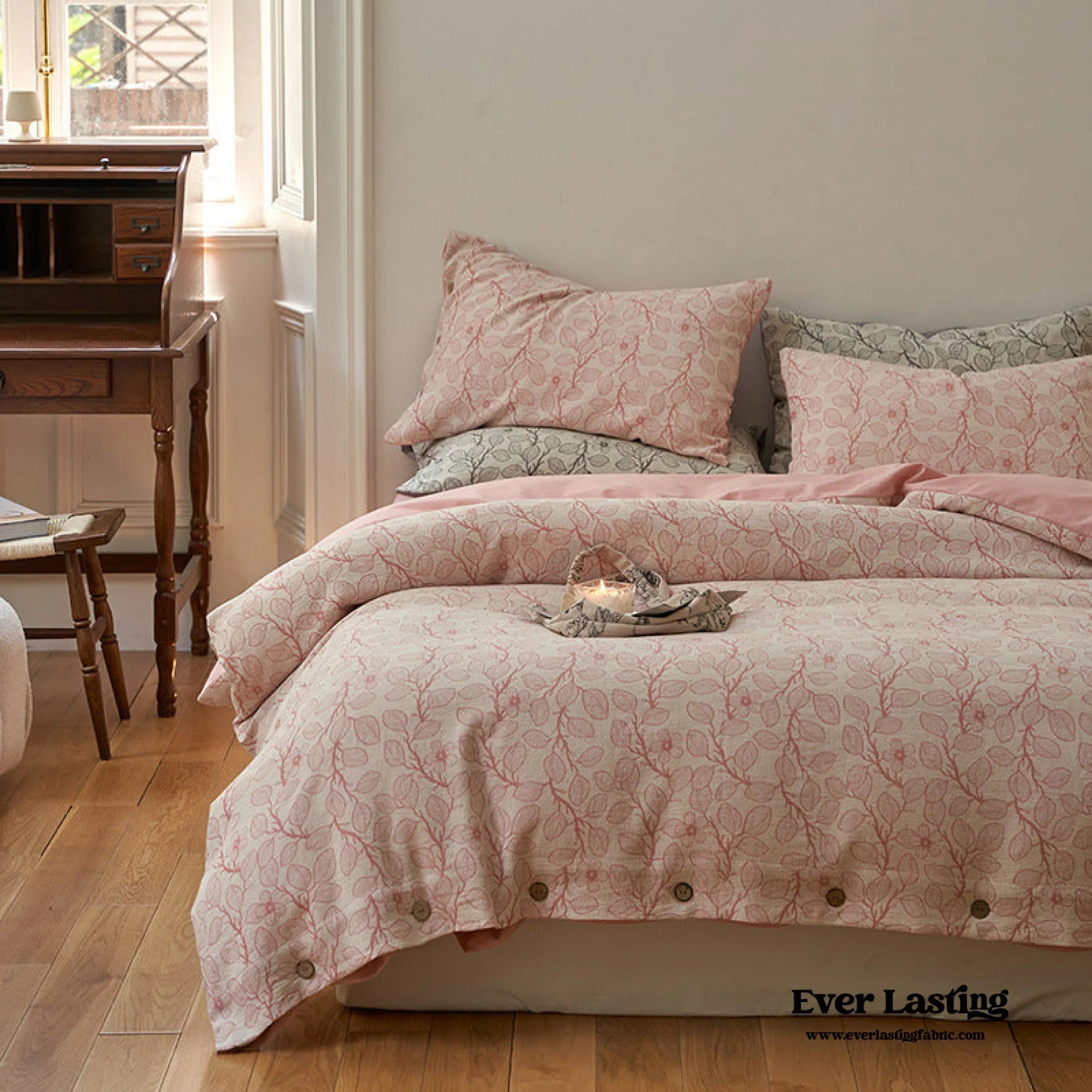 Mother Earth Floral Bedding Set / Pink Buttoned Ever Lasting