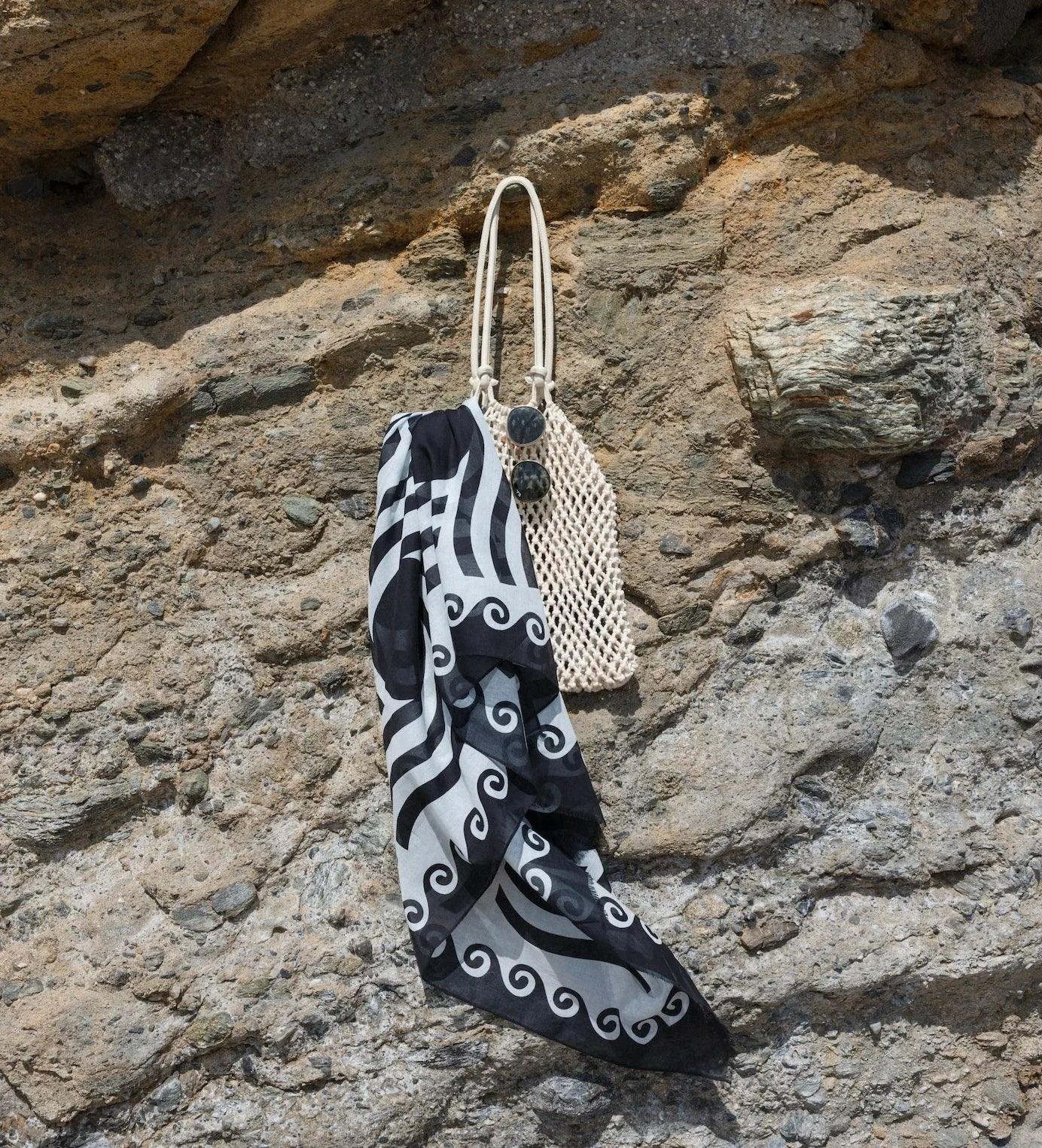 Mykonos Pareo - Midnight Swim Sun Pattern Ruby Mint