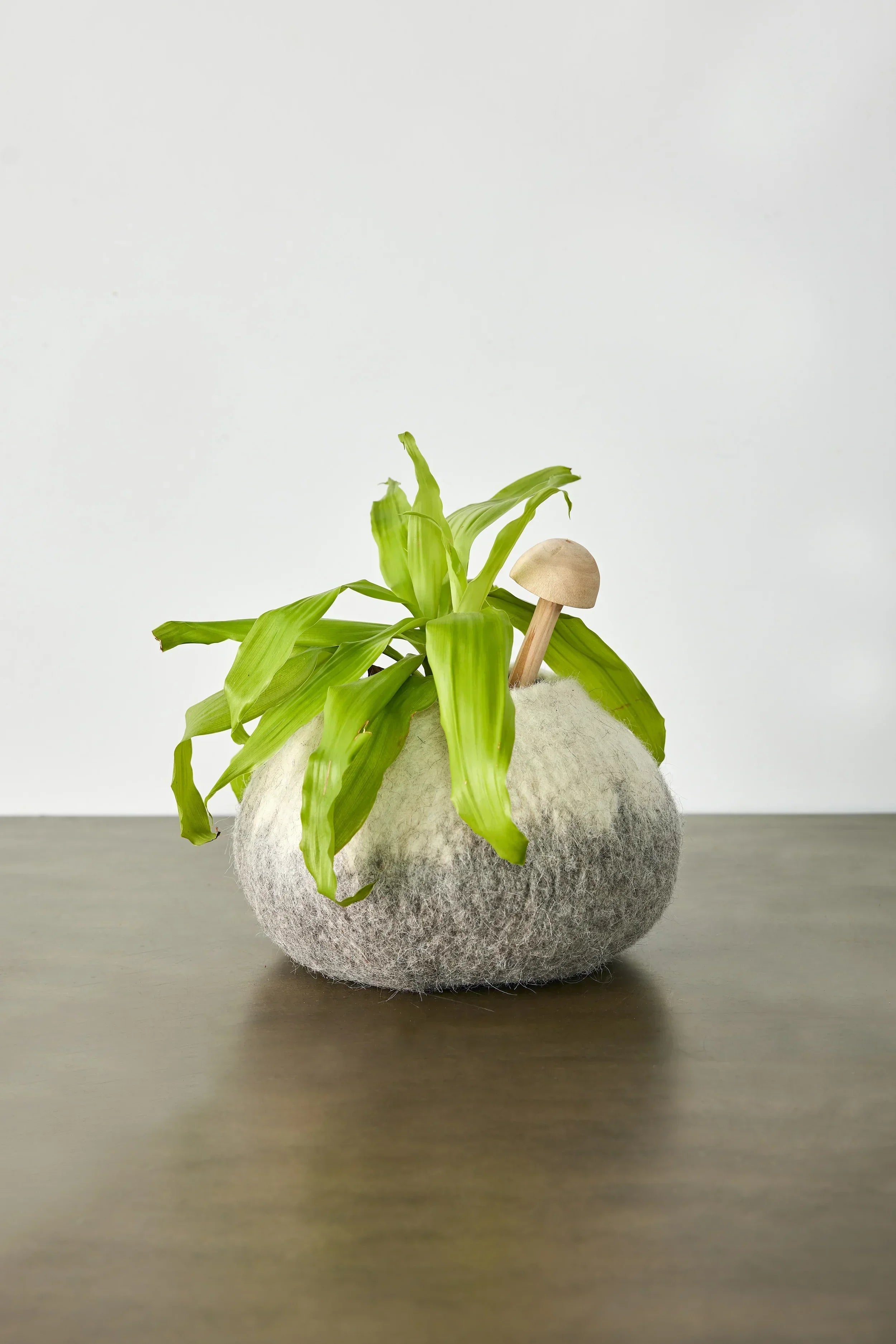 Natural Harmony Ukhamba Bowl Kanju Interiors