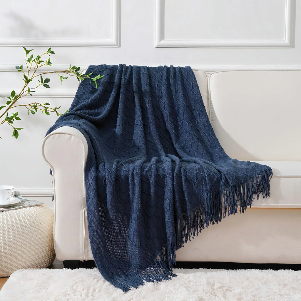 Navy blue throw blanket with tassels, soft woven fabric - House of Avana