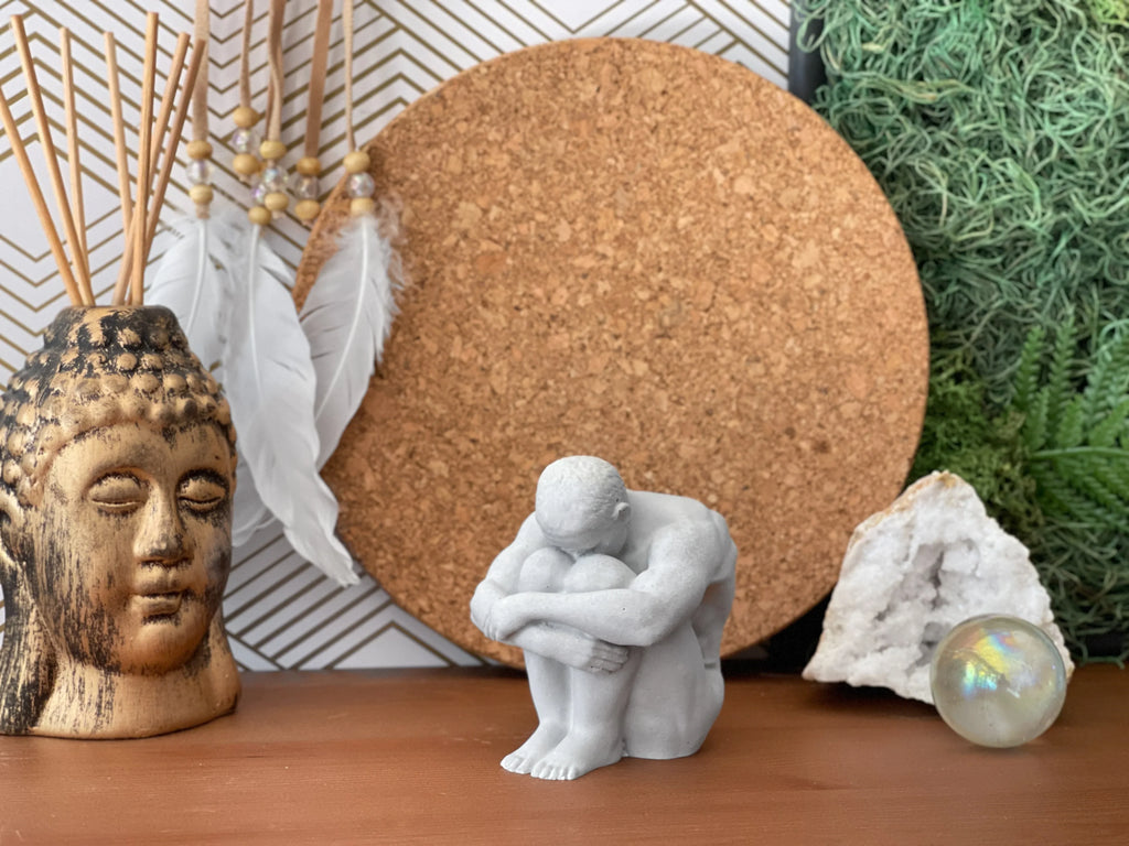 NUDE MALE BODY FIGURINE #1 AURA 8 HOME