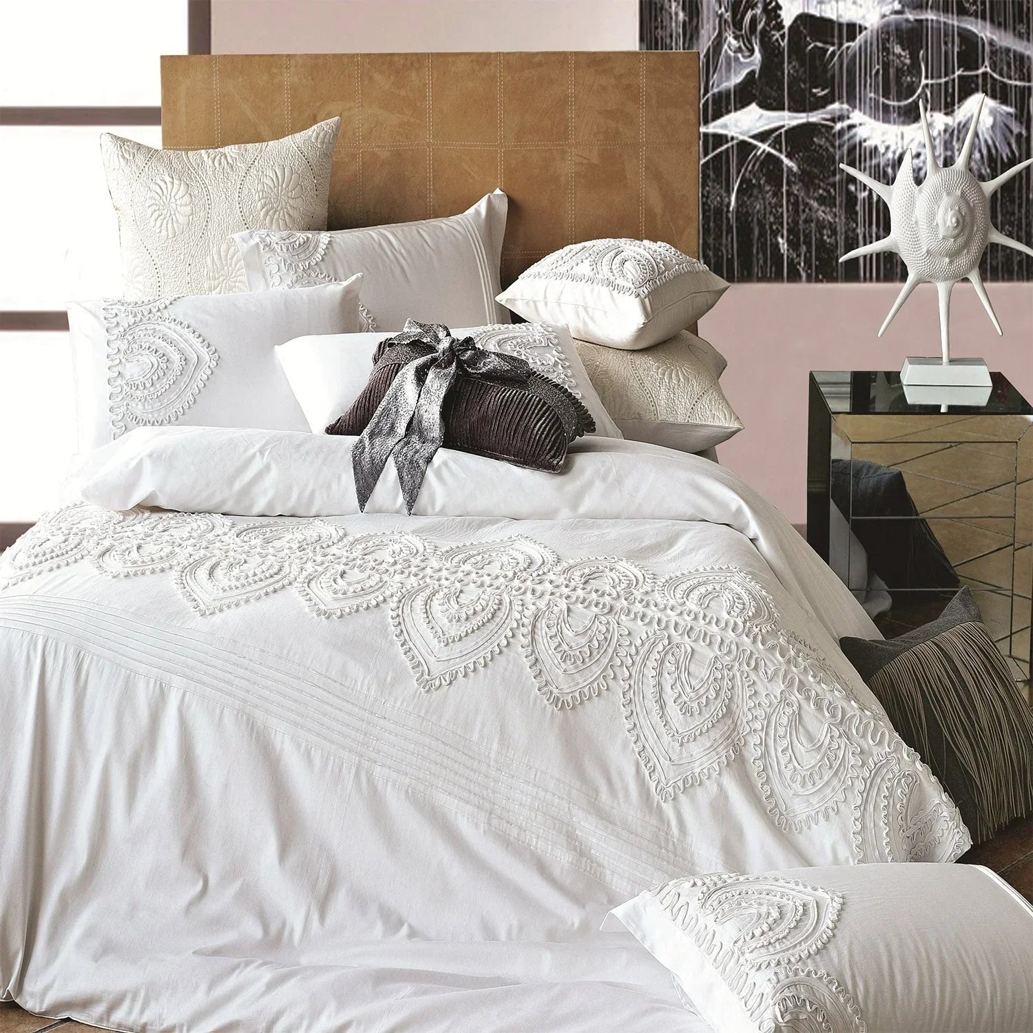 Padma Embroidered Duvet Set Mélange Home