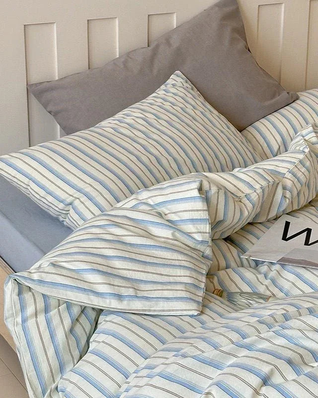 Parker Minimalist Striped Bedding Set / Blue & Brown Ever Lasting