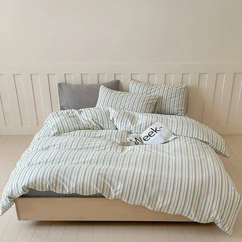 Parker Minimalist Striped Bedding Set / Blue & Brown Ever Lasting