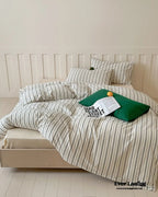 Parker Minimalist Striped Bedding Set / Pink Ever Lasting