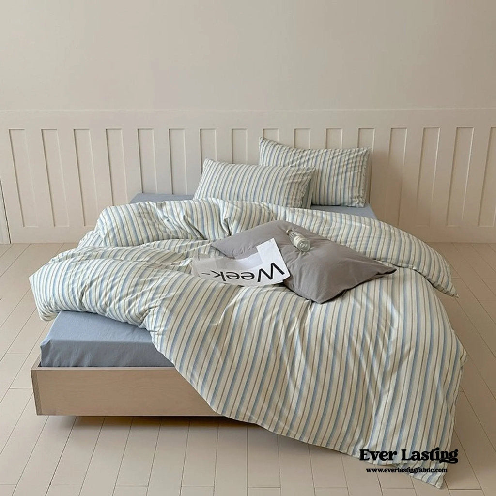 Parker Minimalist Striped Bedding Set / Pink Ever Lasting
