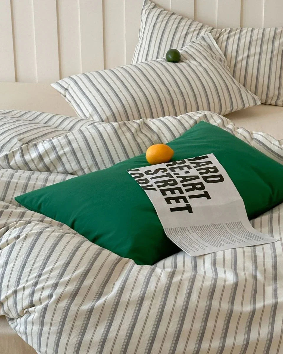 Parker Minimalist Striped Bedding Set / Pink Ever Lasting