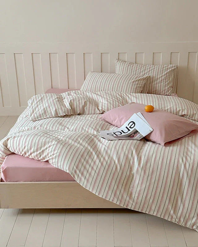 Parker Minimalist Striped Bedding Set / Pink Ever Lasting