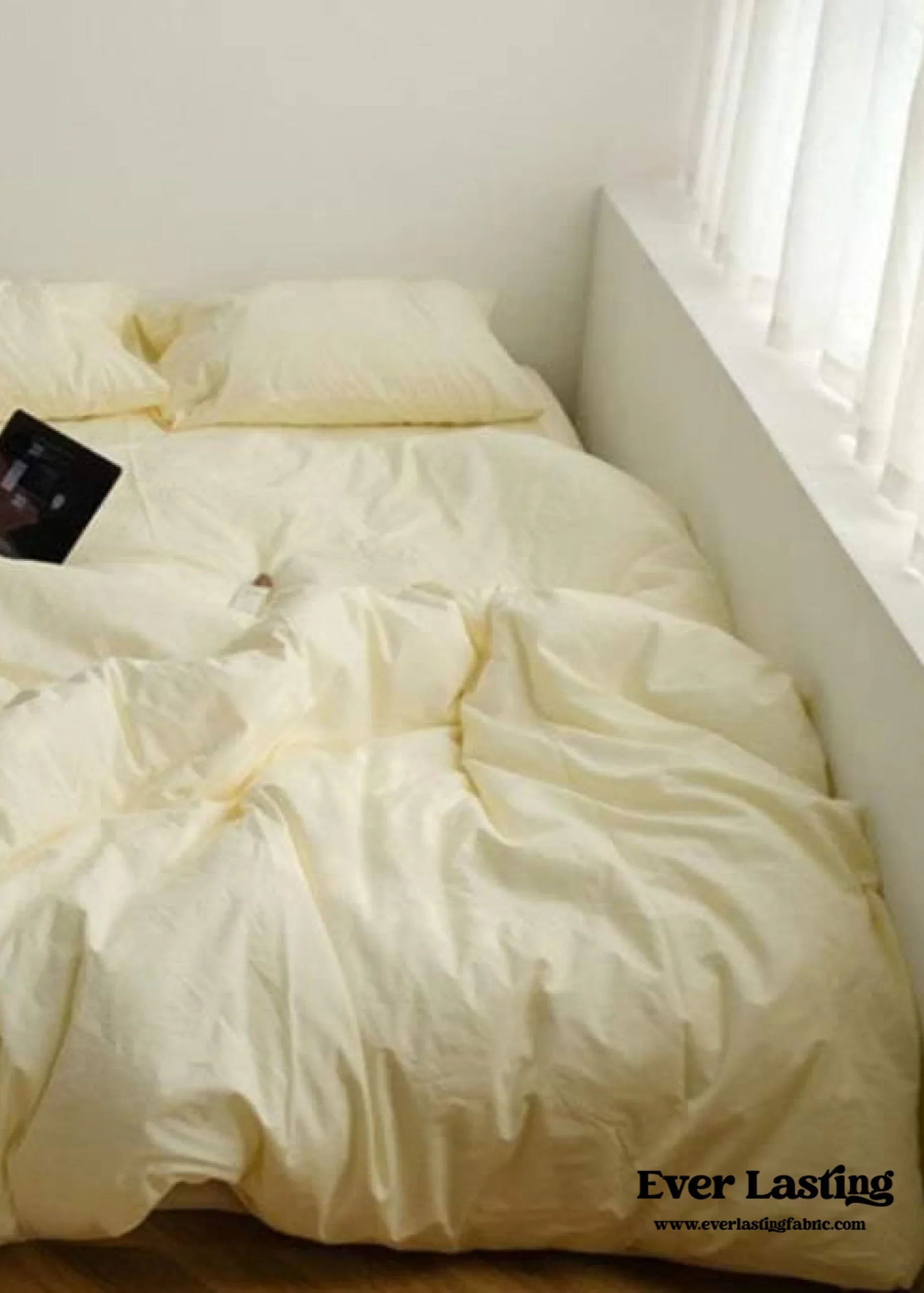 Pastel Duvet Cover / Yellow Ever Lasting