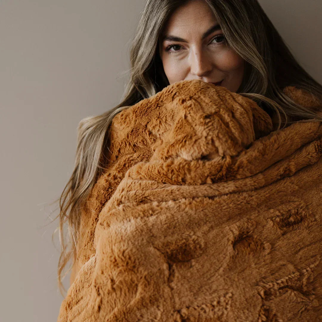 PATTERNED FAUX FUR XL THROW BLANKETS