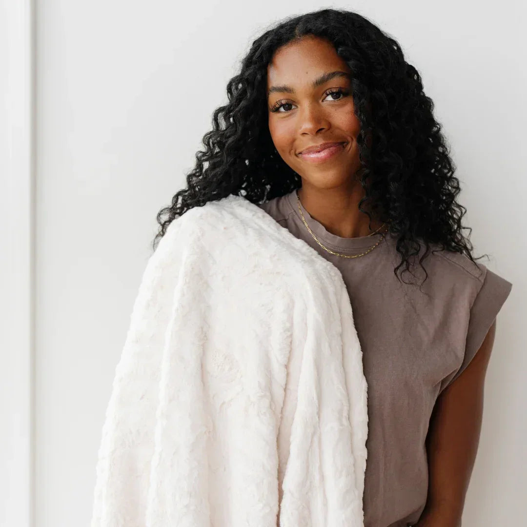 PATTERNED FAUX FUR XL THROW BLANKETS