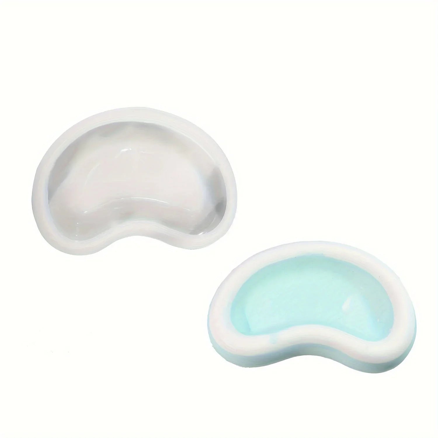 White gypsum resin plate with cartoon pea design, decorative silicone mold tray - House of Avana