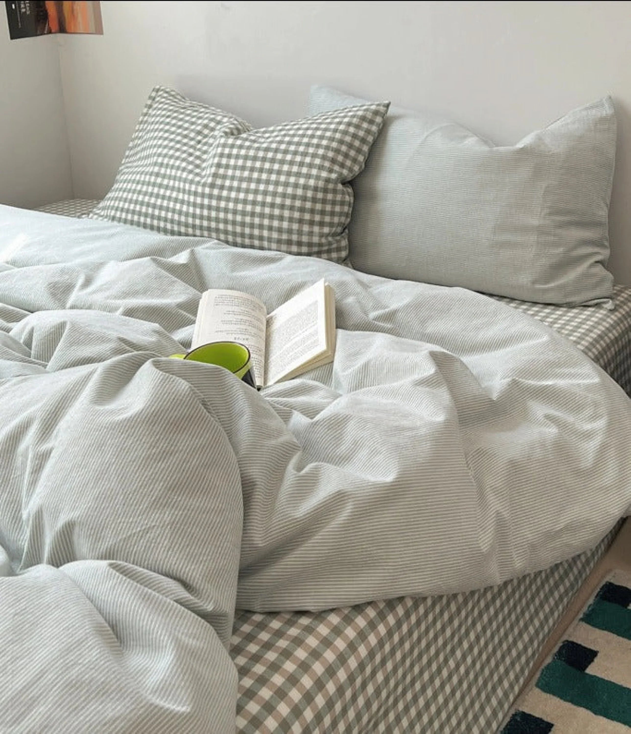 Peekaboo Gingham Stripe Bedding Set / Mint Green Ever Lasting