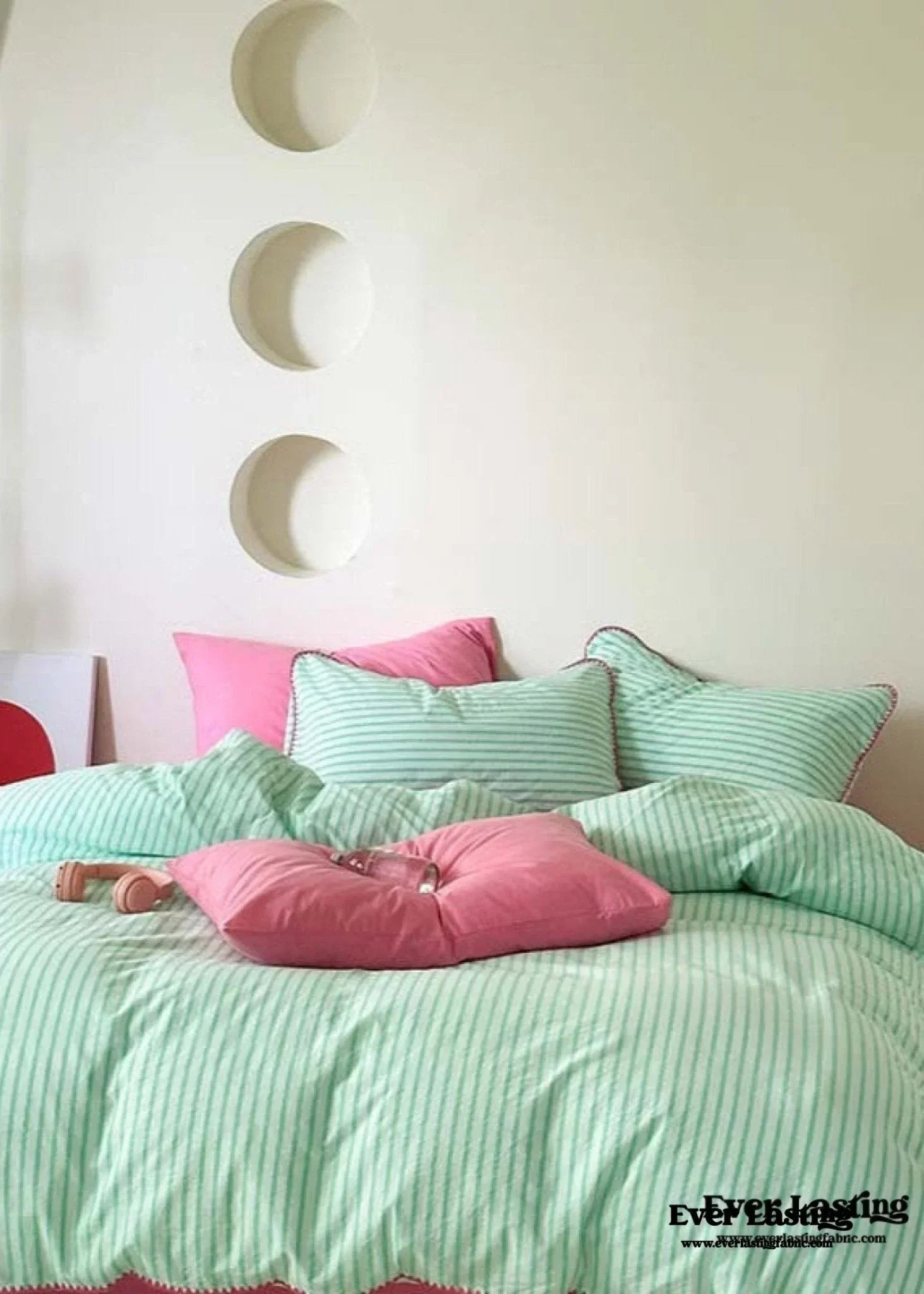 Pepper Candy Stripe Bedding Set / Fuchsia Ever Lasting