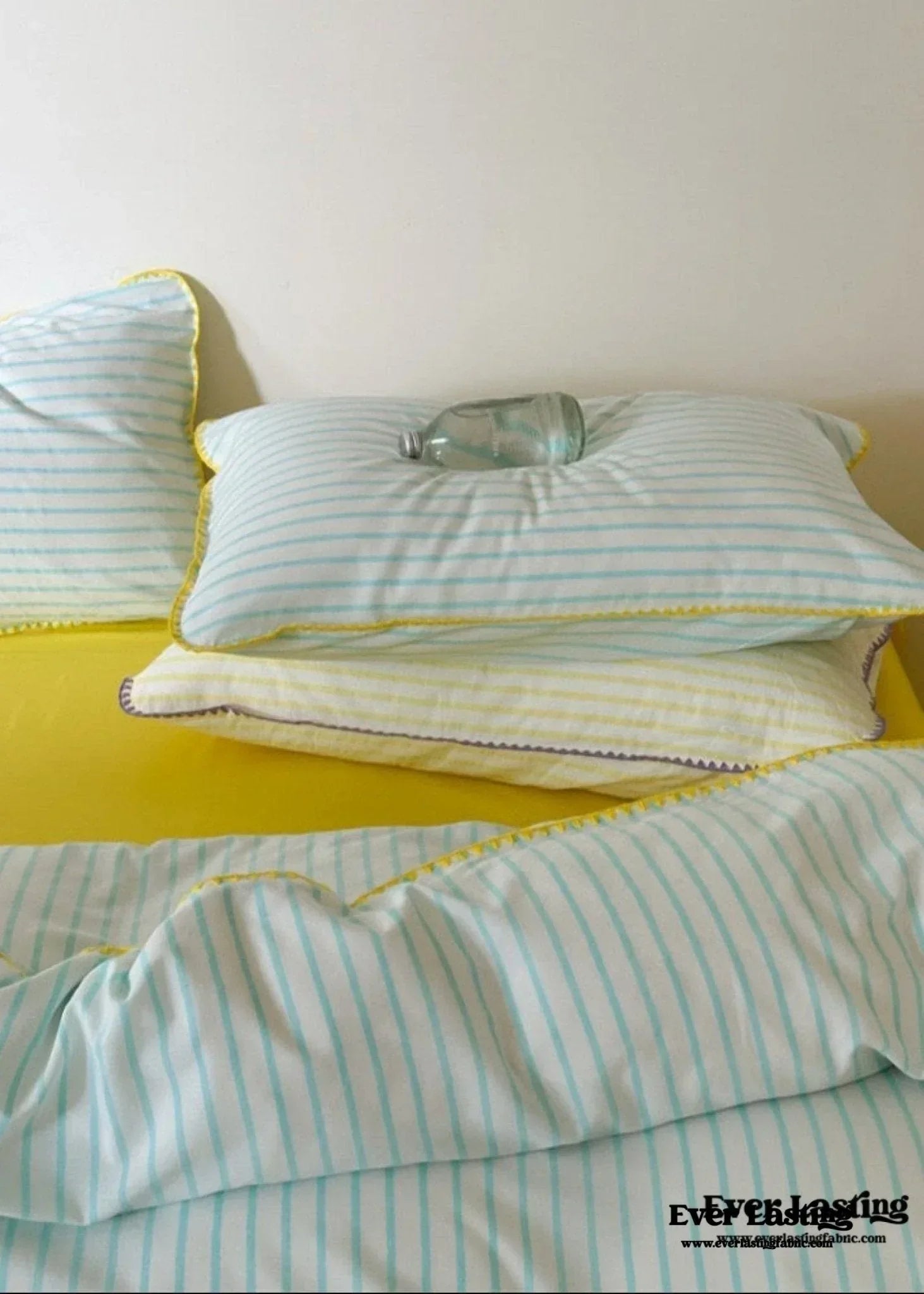 Pepper Candy Stripe Bedding Set / Fuchsia Ever Lasting