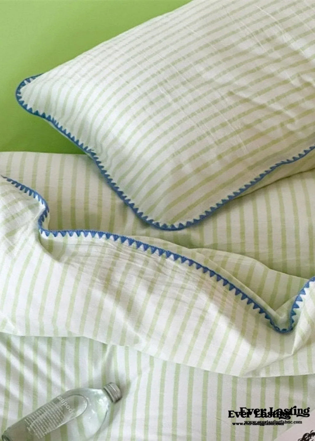 Pepper Candy Stripe Bedding Set / Fuchsia Ever Lasting