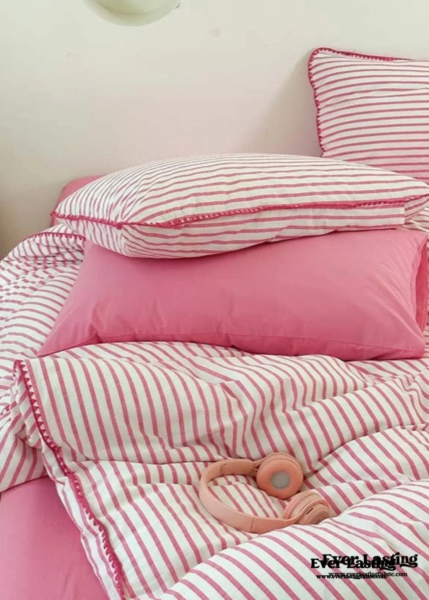Pepper Candy Stripe Bedding Set / Fuchsia Ever Lasting