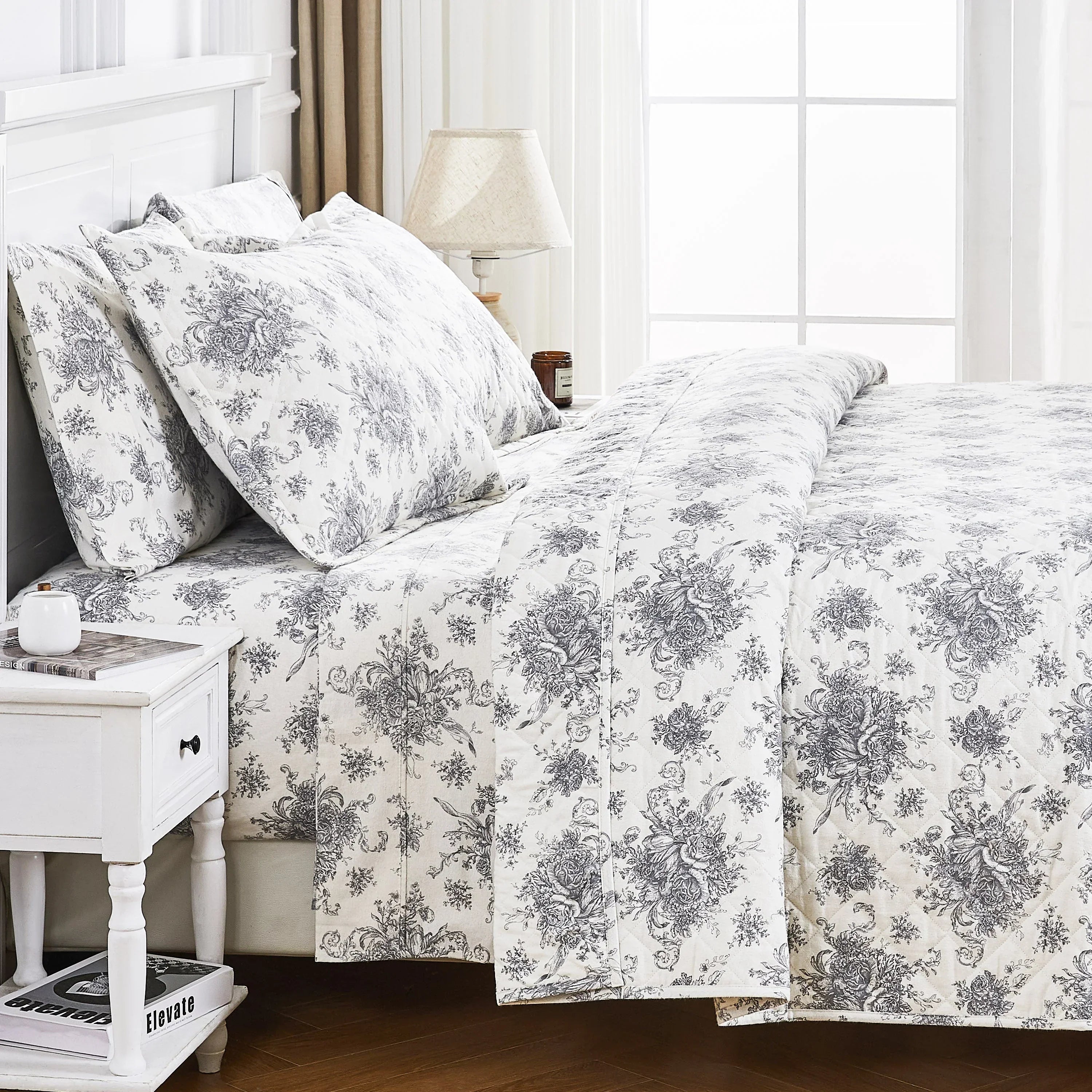 Petit Toile Cotton Flannel Quilt Set Mélange Home