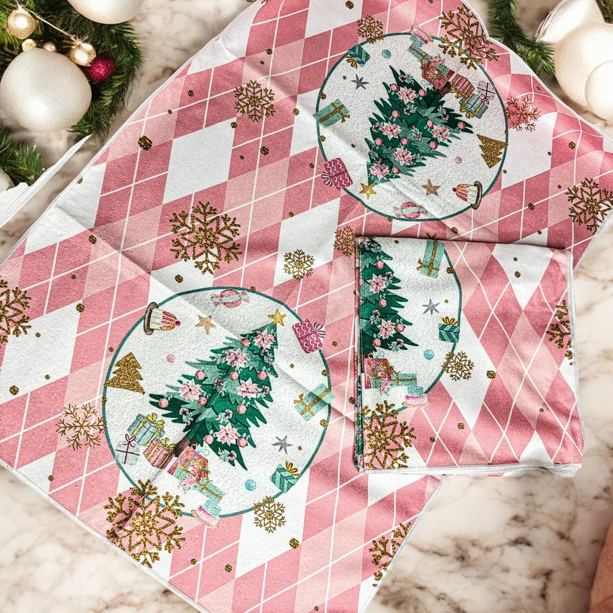 Pink Christmas Hand Towel Gia Roma