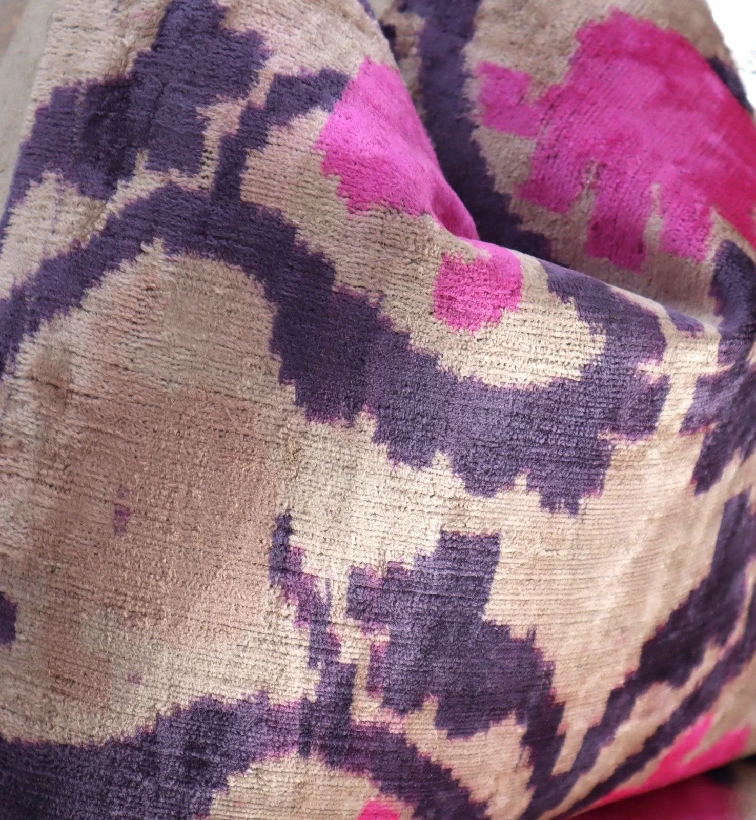 Canvello Earth Tones Pink Pillows with Luxury Decorative Cover - 16x16 in, detail shot - House Of Avana