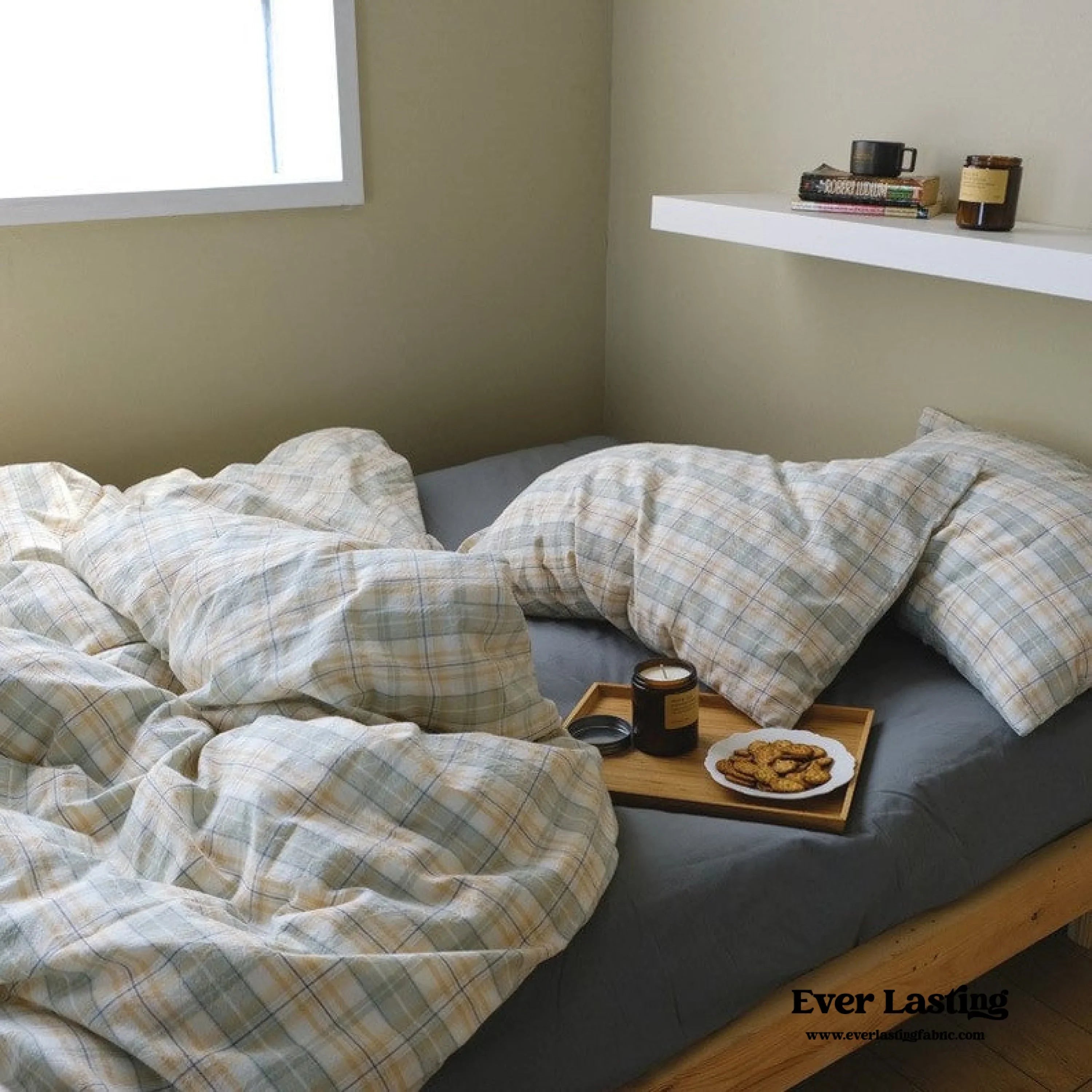 Plaid Bedding Set / Purple Ever Lasting