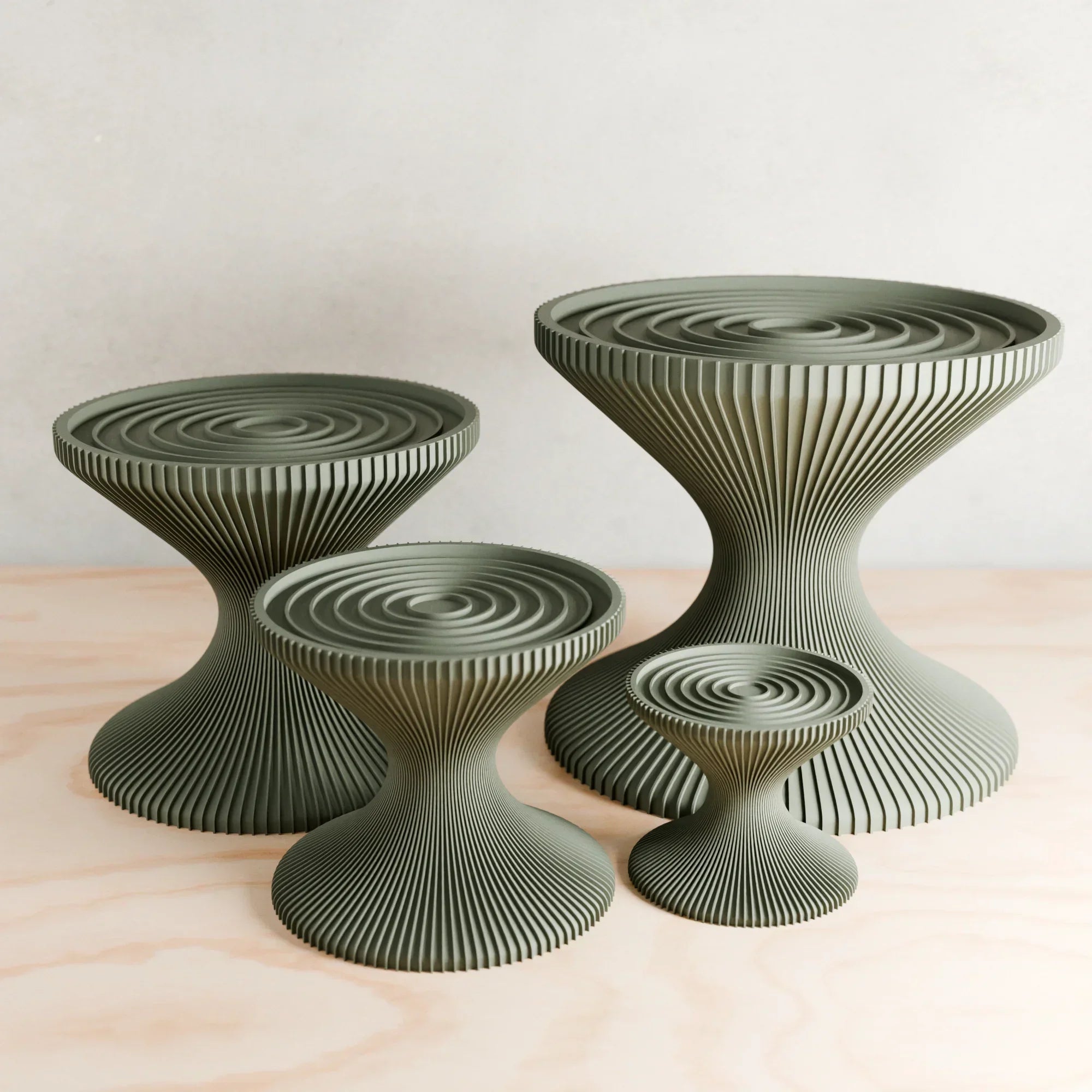 Plant Stand - Chalice, close-up view - House Of Avana