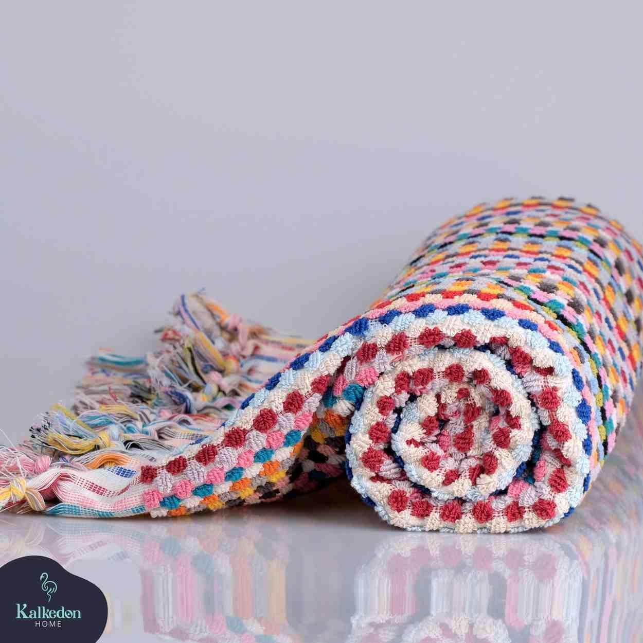 Pom Pom Bath Towel