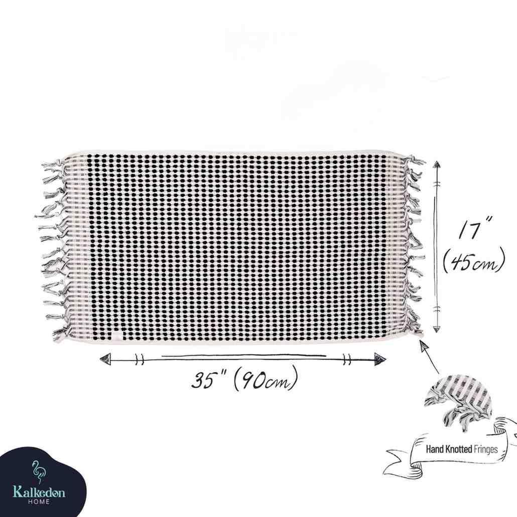Pom Pom Hand Towel