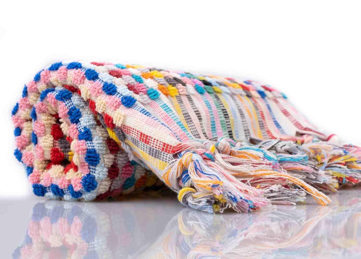 Pom Pom Hand Towel