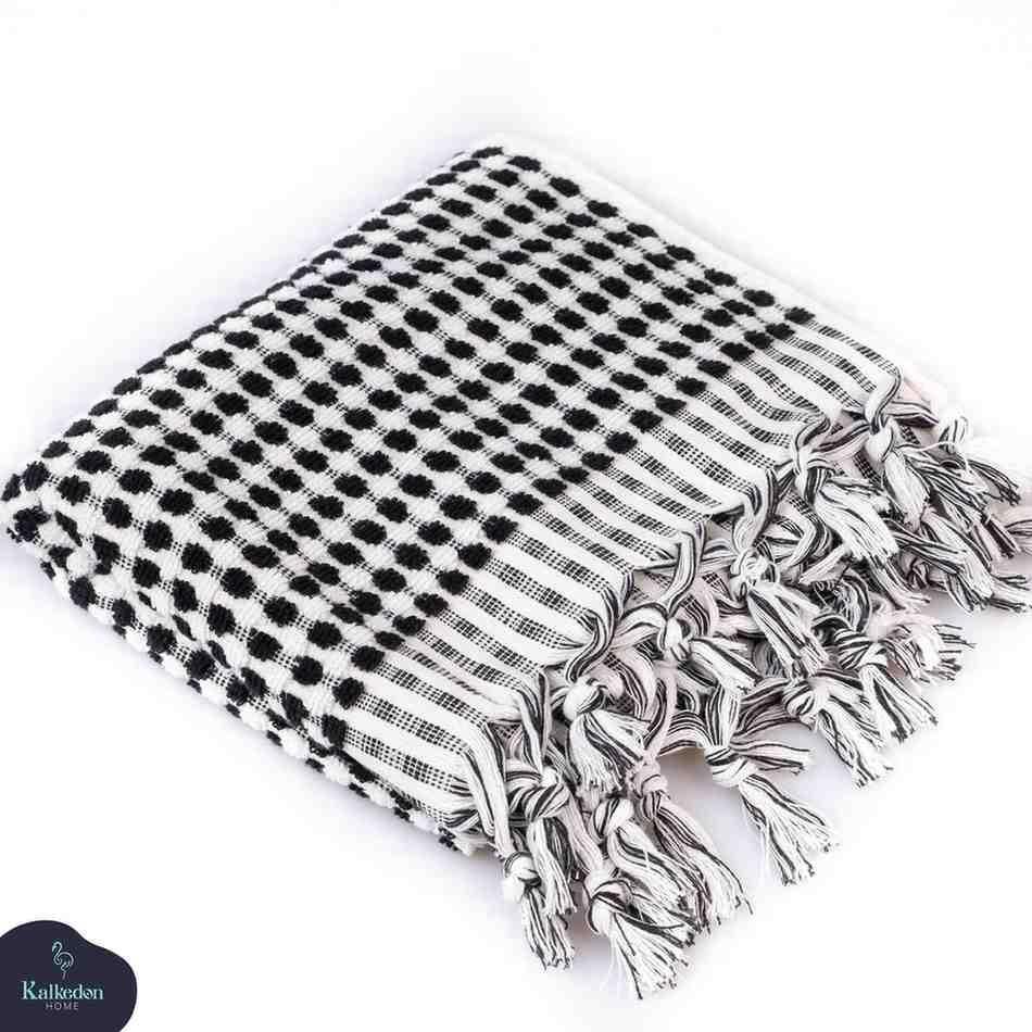 Pom Pom Hand Towel