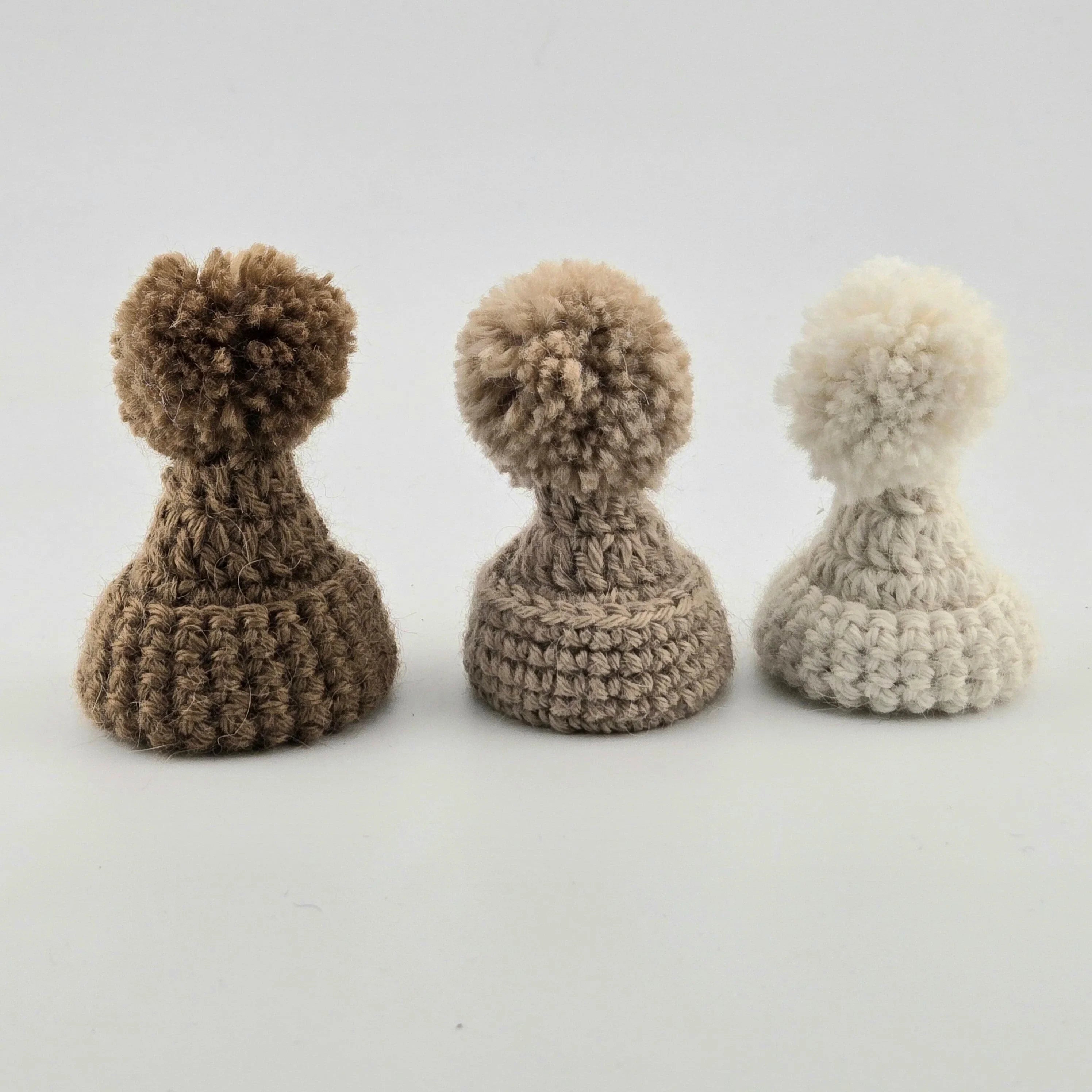 Pom-Pom Hat for Alpacadorable Ornament
