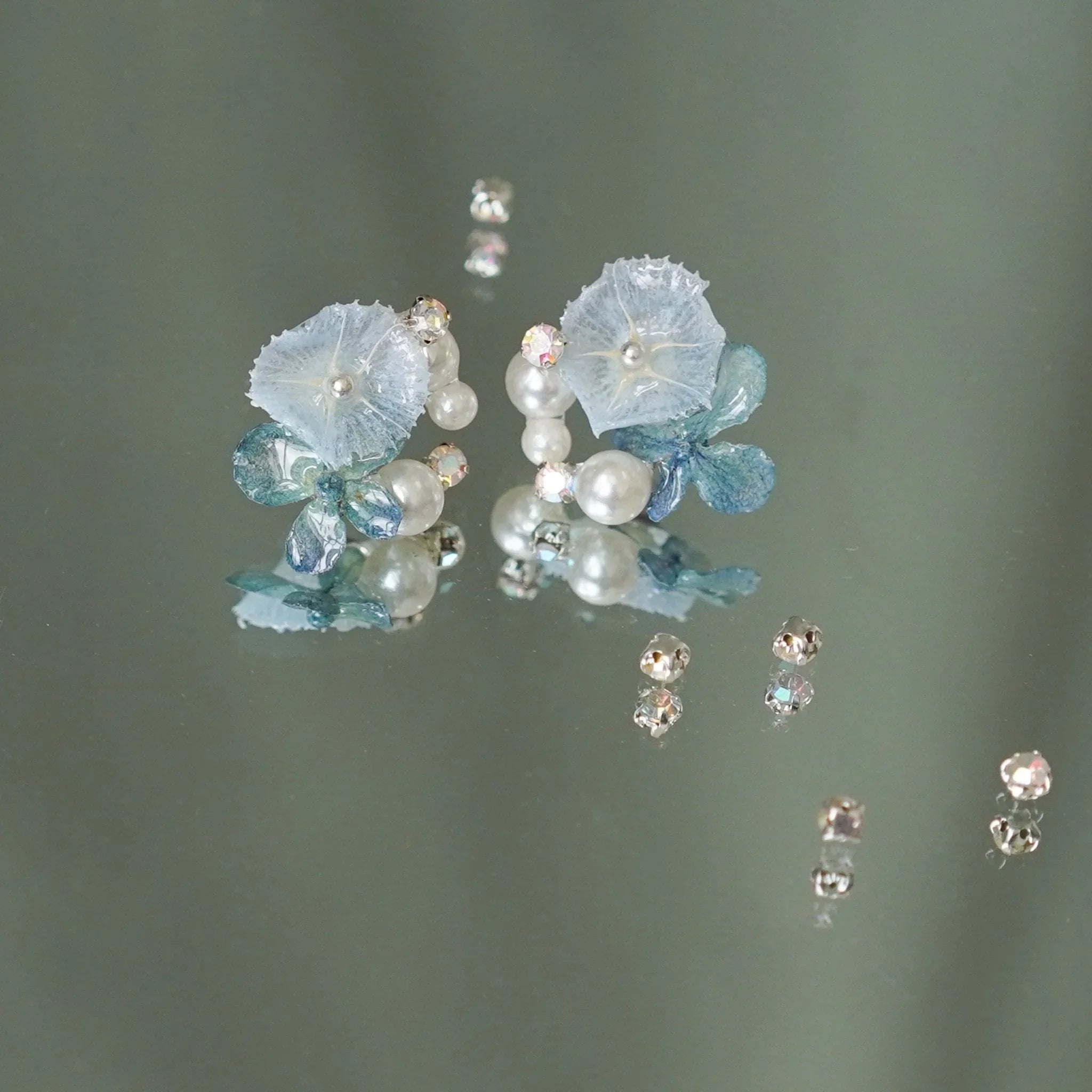 "Raindrop Waltz" Hydrangea Earrings