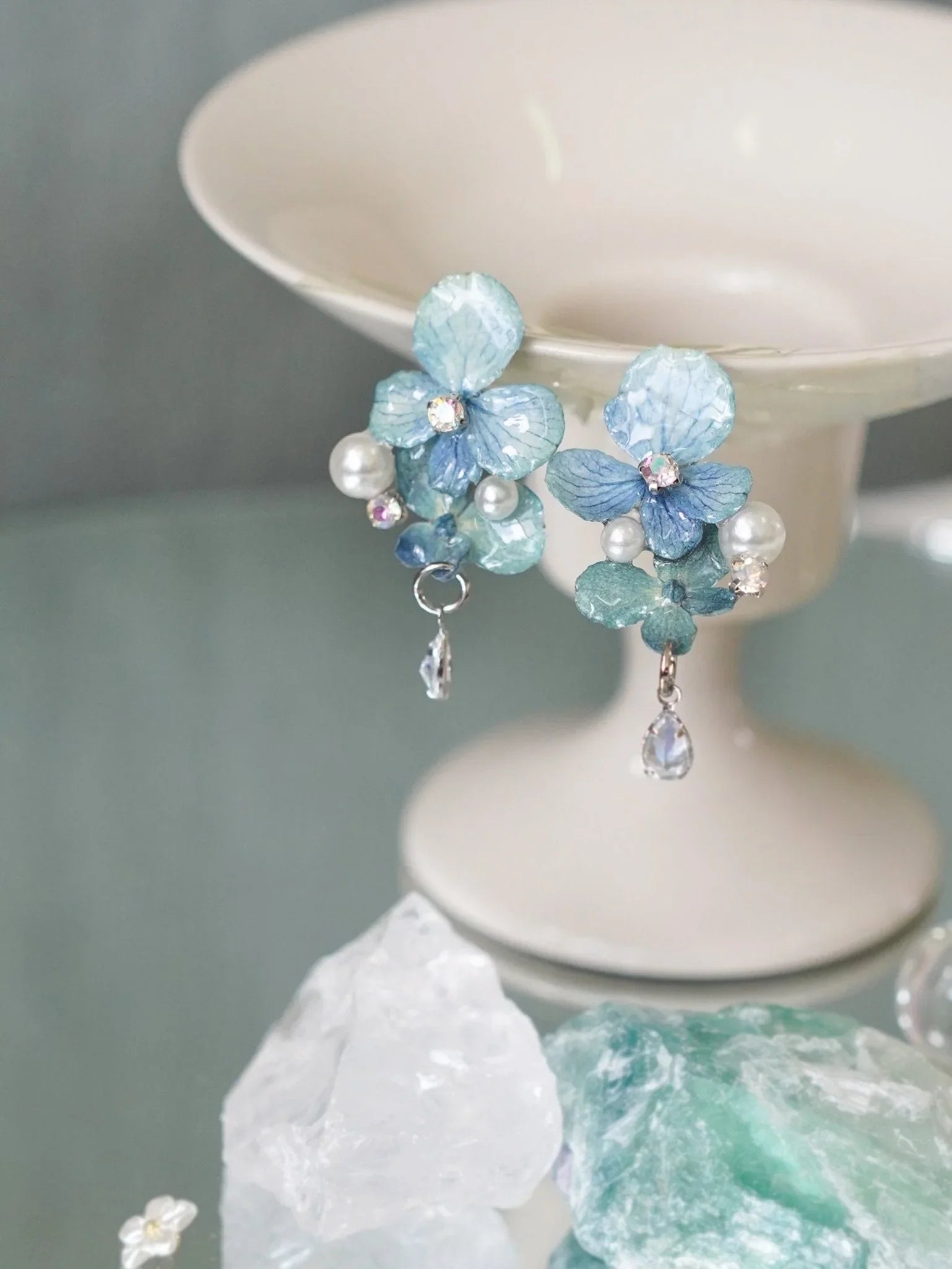 "Raindrop Waltz" Hydrangea Earrings