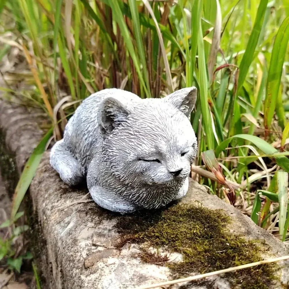 Cute Cat Resin Garden Statue - Realistic Outdoor/Indoor Decoration with Expressive Eyes, Non-Toxic Resin Material, Durable & Easy to Clean House Of Avana