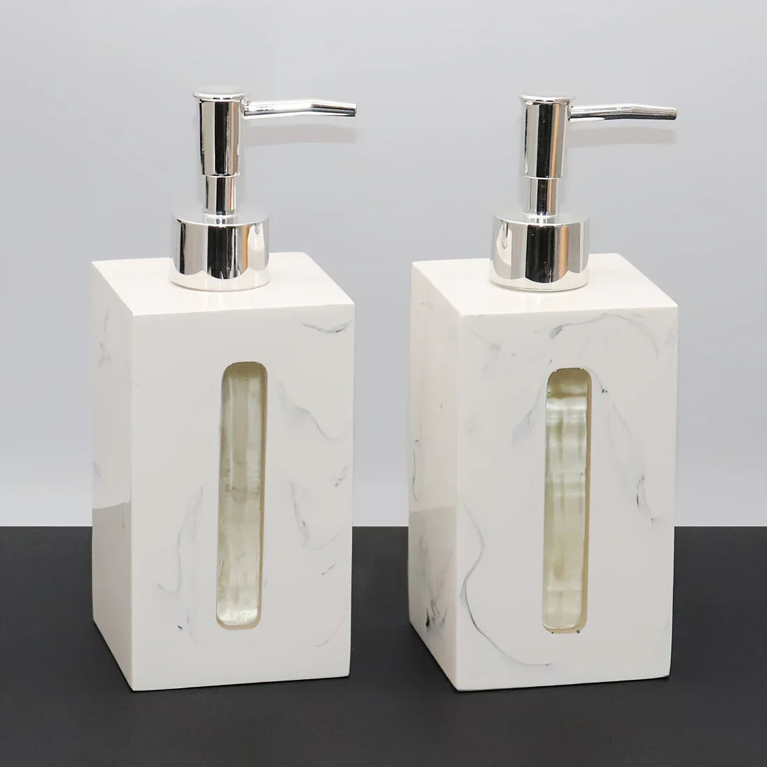 Resin Soap Dispenser, Freestanding Countertop Lotion Pump Bottle, Visible Capacity Liquid Hand Soap Dispenser, No Electricity Needed, for Bathroom, Kitchen, Laundry Room, Shampoo, Body Wash, Lotion House Of Avana