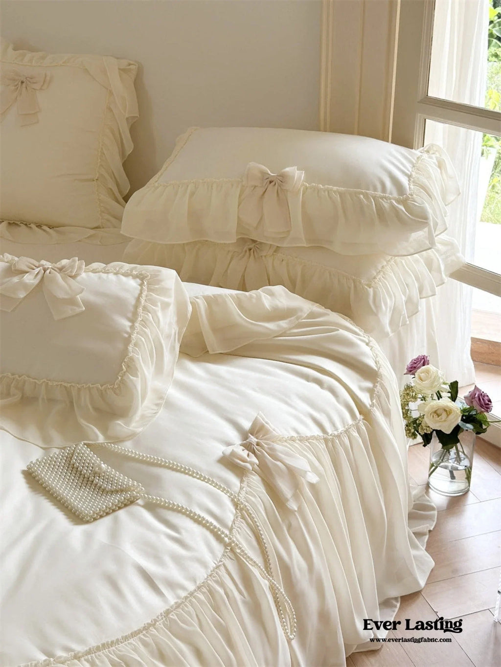 Ribbon Bow Airy Lace Bedding Set / Blue