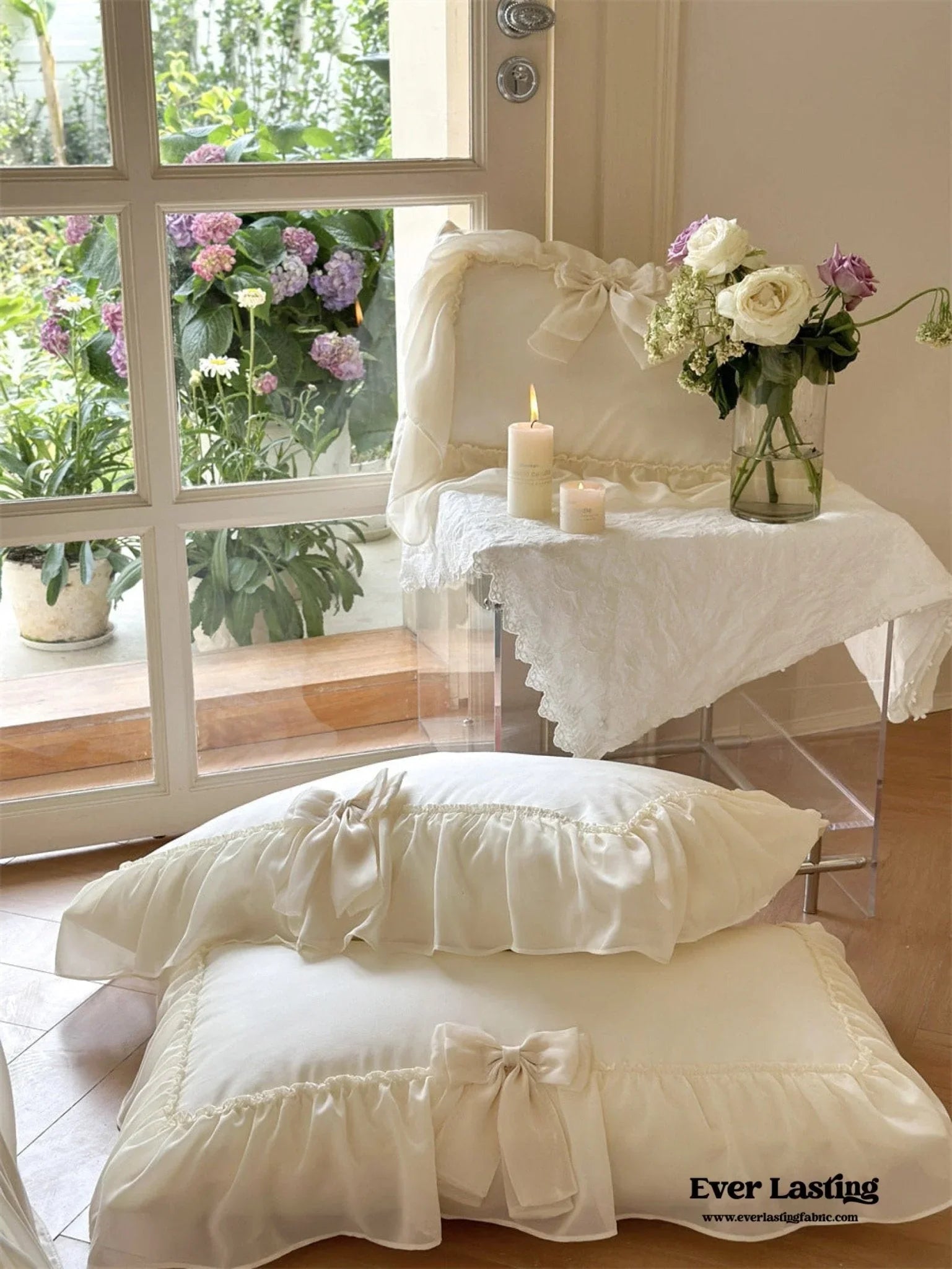 Ribbon Bow Airy Lace Bedding Set / Blue