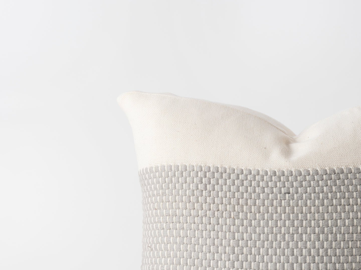 Río Cushion Cover