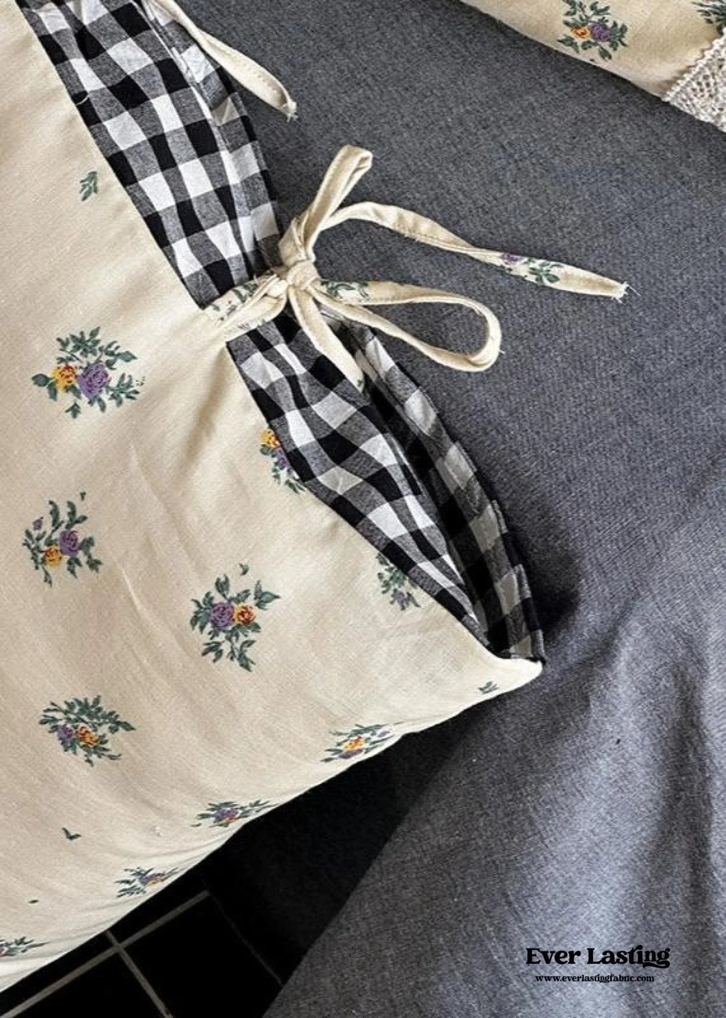 Rosalie Floral Lace Gingham Bedding Set / Pink Ever Lasting