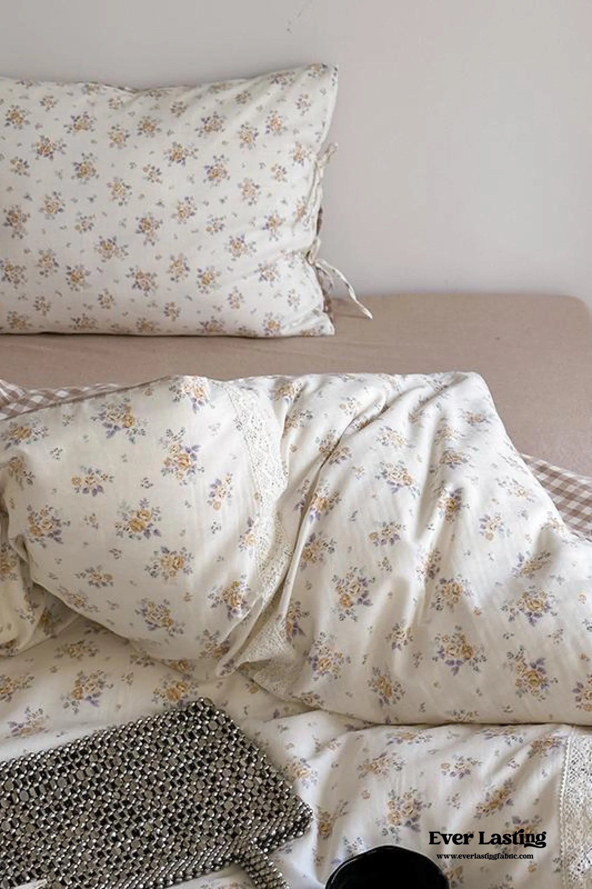 Rosalie Floral Lace Gingham Bedding Set / Pink Ever Lasting