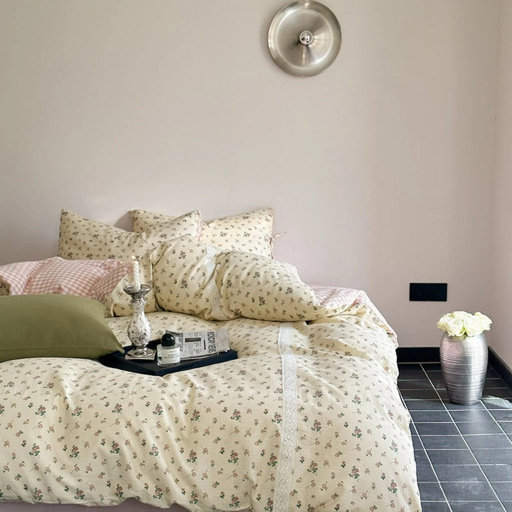 Rosalie Floral Lace Gingham Bedding Set / Pink Ever Lasting