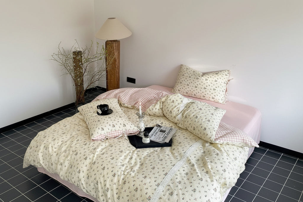 Rosalie Floral Lace Gingham Bedding Set / Pink Ever Lasting