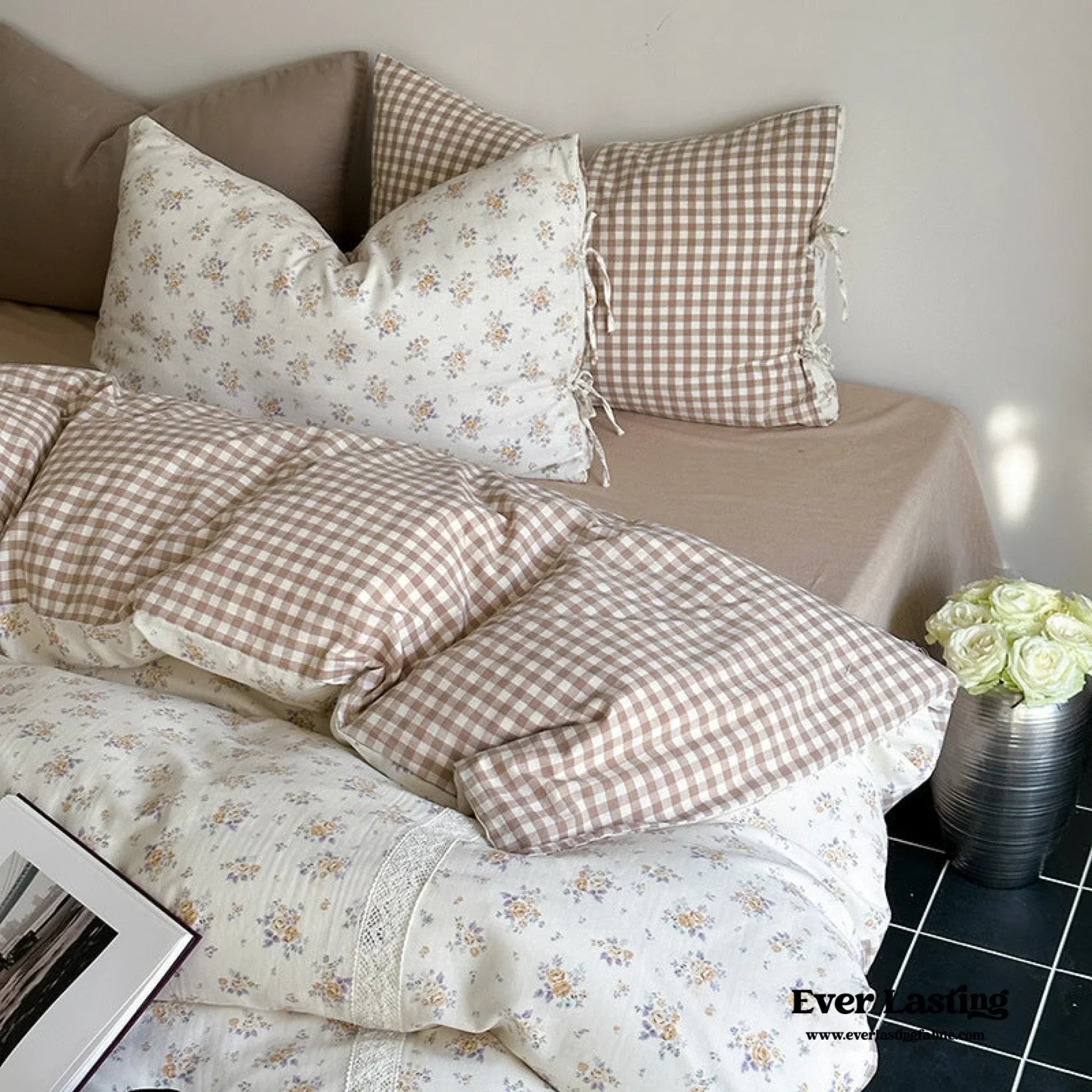 Rosalie Floral Lace Tie-Up Bedding Set / Khaki Ever Lasting