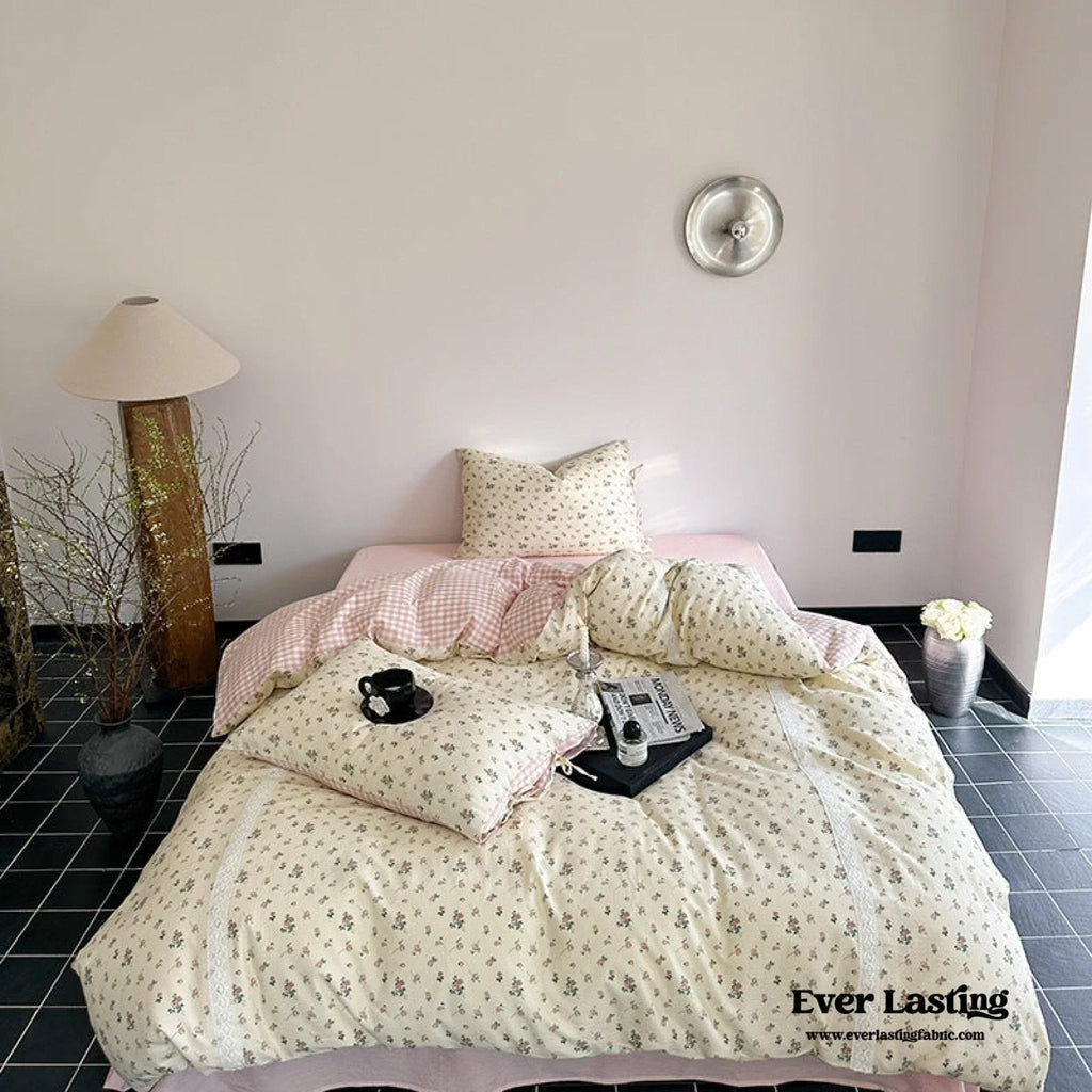 Rosalie Floral Lace Tie-Up Bedding Set / Khaki Ever Lasting