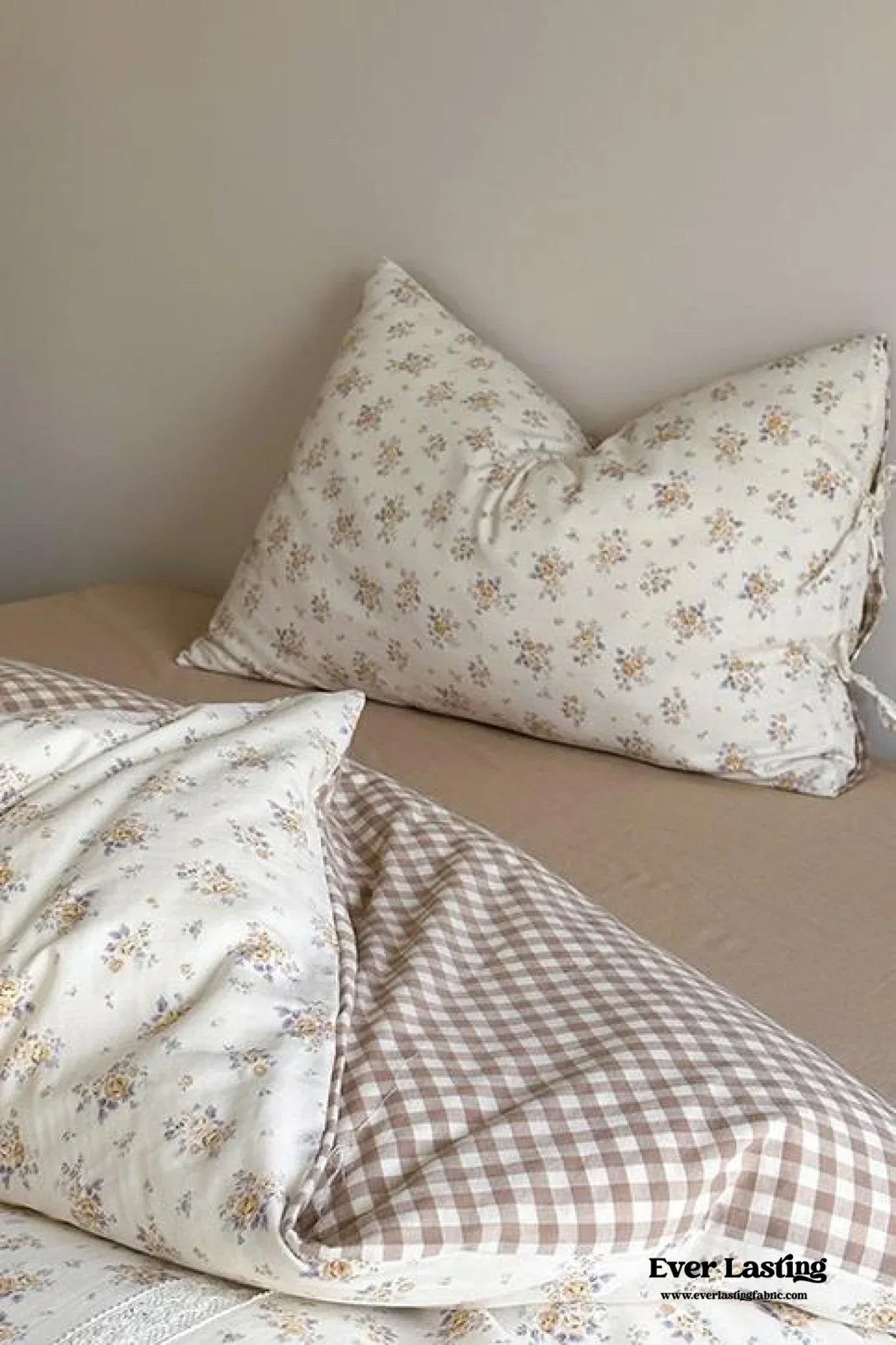 Rosalie Floral Lace Tie-Up Bedding Set / Khaki Ever Lasting