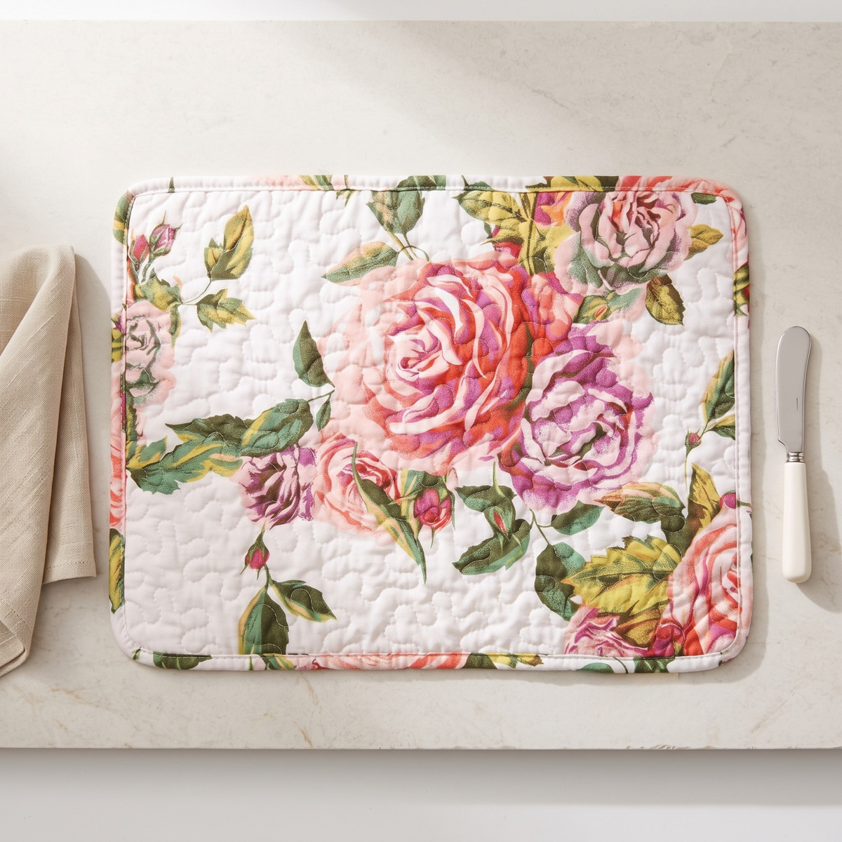 DaDa Bedding Set of 4-Pieces Romantic Roses Pink Floral Quilted Dining Placemats 13” x 19” (879)
