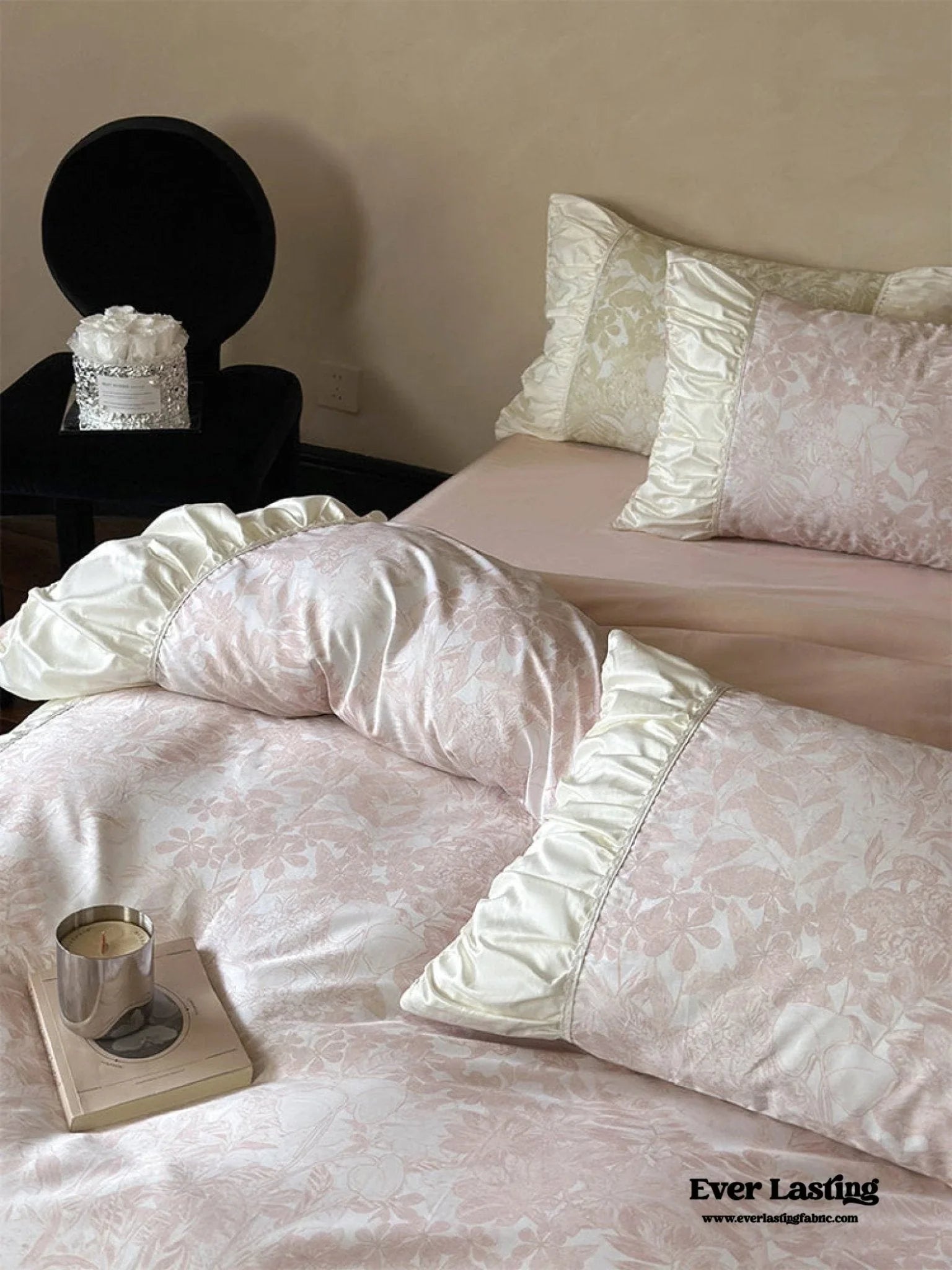 Royal Floral Ruffle Bedding Set / Pink Ever Lasting