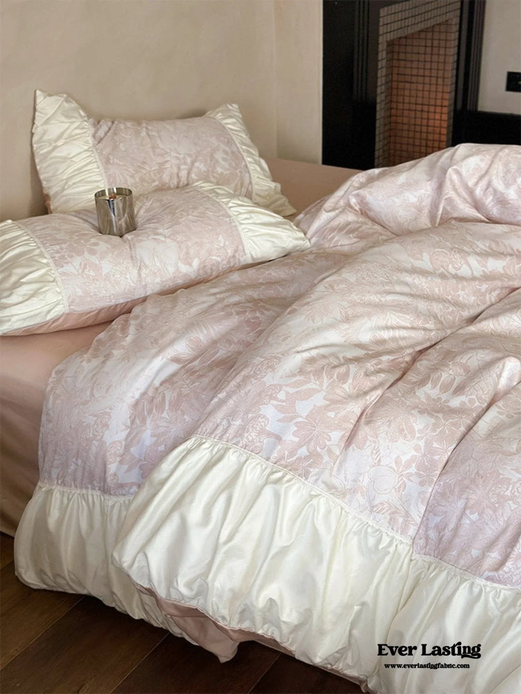 Royal Floral Ruffle Bedding Set / Pink Ever Lasting