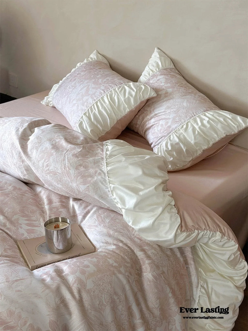 Royal Floral Ruffle Bedding Set / Pink Ever Lasting
